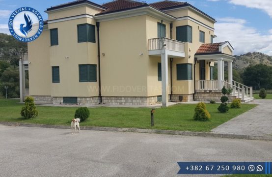 Residential type villa for sale or rent with plot in Podgorica &#8211; Spuz